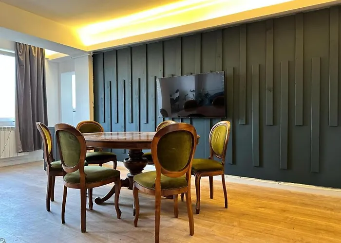 Life, Forest Vibes Bukarest