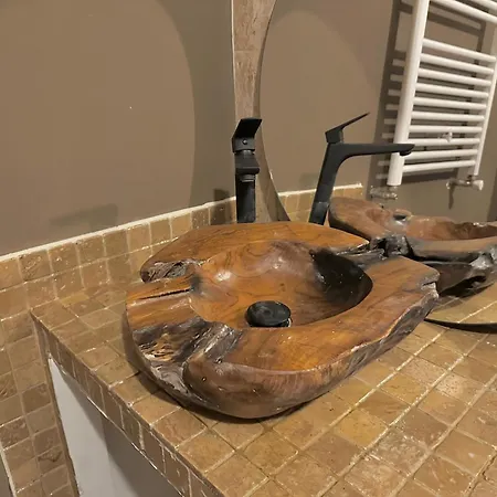 Life, Forest Vibes * Bucarest